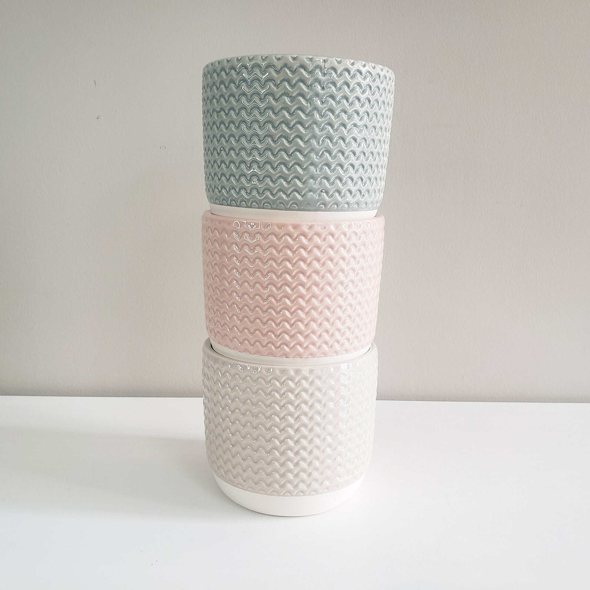 Pastel Ridged 4" Pot-pot-ThePaintedLeaf-care